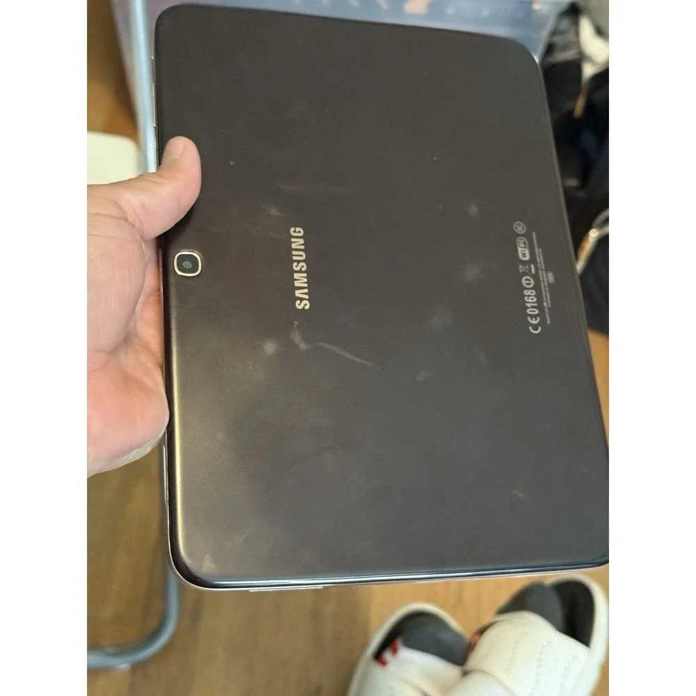 Samsung Galaxy Tab 3 GT-P5210 Tablet 16GB Wi-Fi Dual-core 10.1